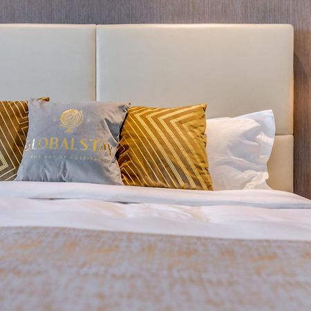 Globalstay Damac Towers By Paramount In Business Bay Dubai Ngoại thất bức ảnh